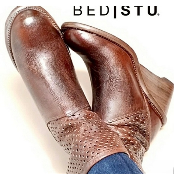 Bed Stu Ducchess Perforated Brown Ankle Boots Sz 8.5 - Picture 1 of 9